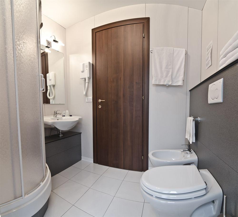 Colombo Apartments Сан Ремо Екстериор снимка